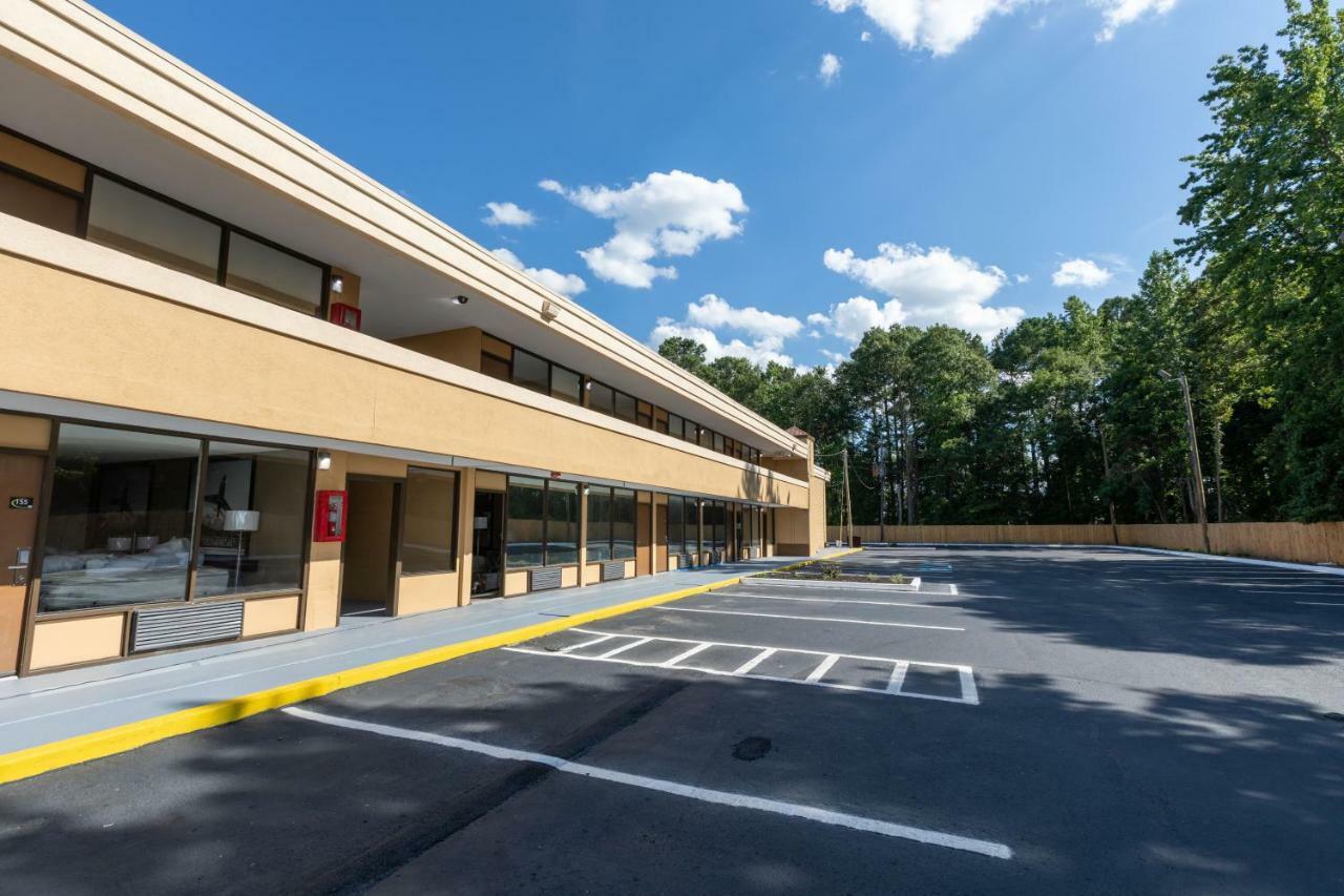 Motel Super 8 By Wyndham Goldsboro Zewnętrze zdjęcie